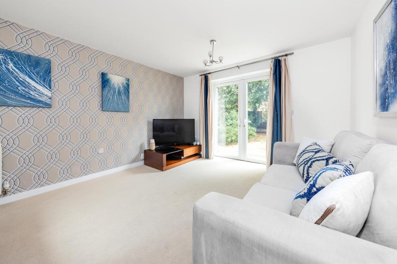 Royal House Wolverhampton - Perfect For Contractors & Large Groups מראה חיצוני תמונה